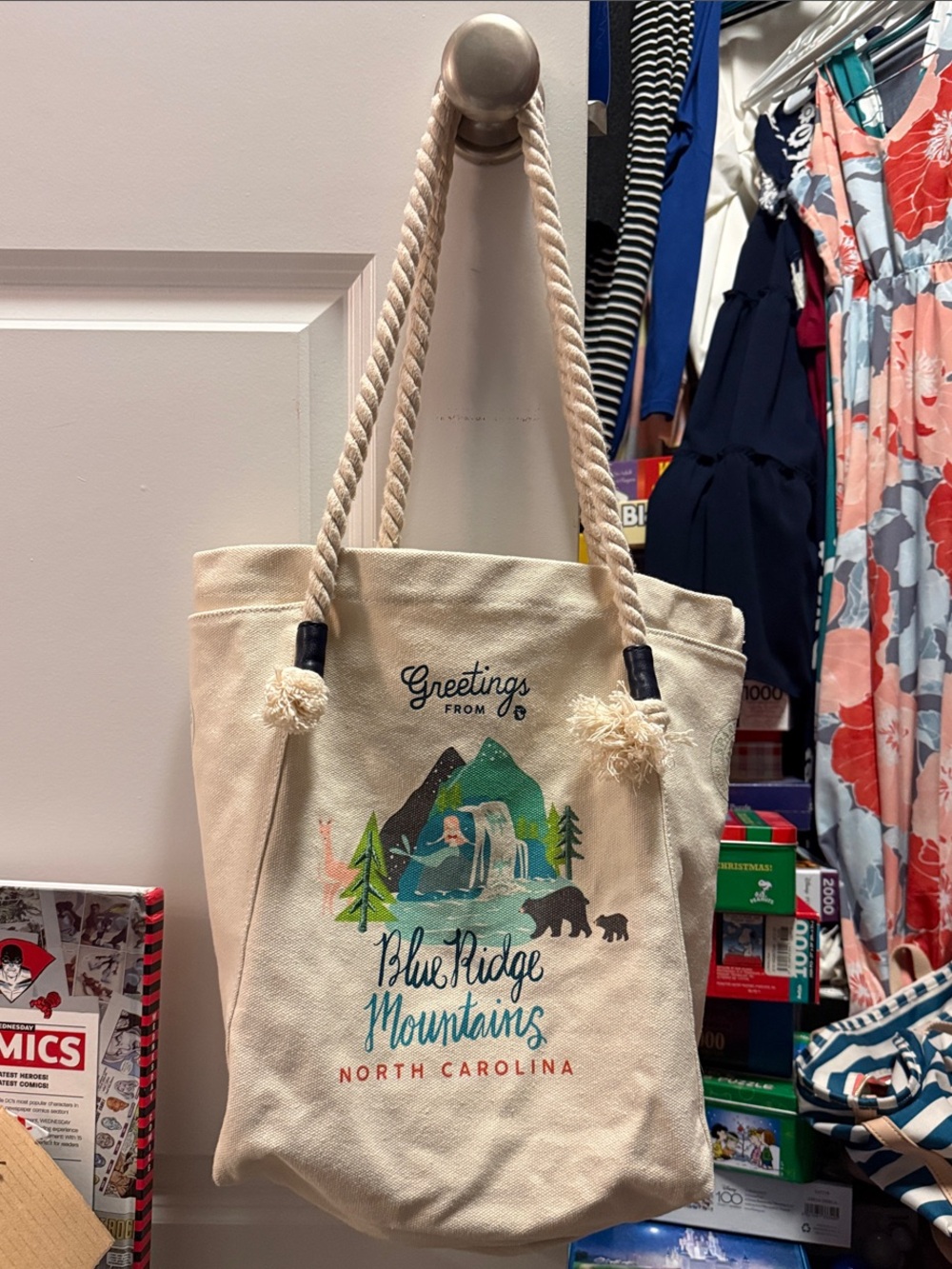 Spartina 449 Cream Canvas 'Blue Ridge Mountains' Tote